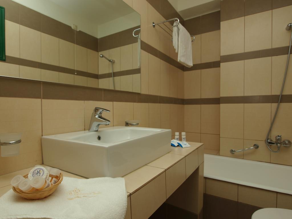Skiathos Club Hotel & Suites Vasilias  Екстериор снимка